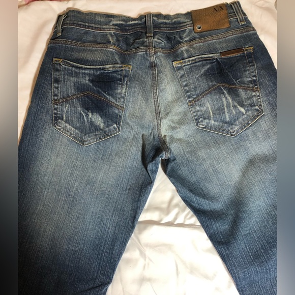 Armani Exchange AX Light Wrinkle Distressed Denim Jeans SZ 33 Long. - Picture 3 of 12